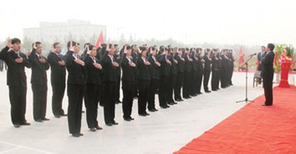 <a href='http://www.jqt7.com.cn' class='keys' title='點擊查看關(guān)于氧化鎂的相關(guān)信息' target='_blank'>氧化鎂</a>廠家